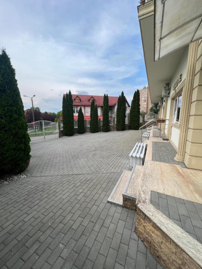 Hotel Gorunul Hunedoara Exterior foto
